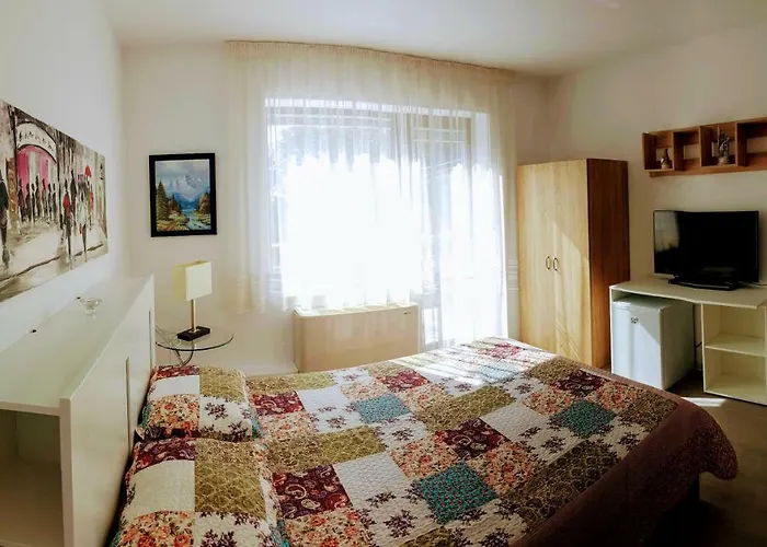 Sanitas Konukevi Tekirgöl