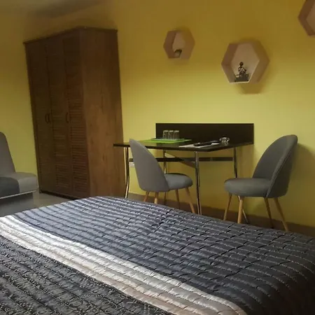 Sanitas 3*