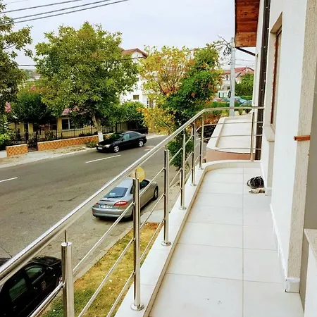 Sanitas 3*